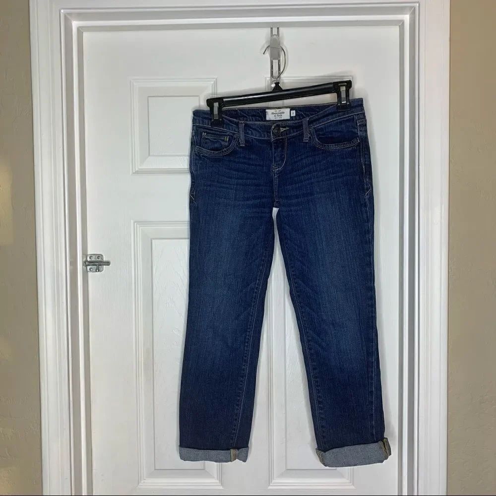 Abercrombie & Fitch Stretch Cropped Rolled Cuff Size 2 Denim Jeans